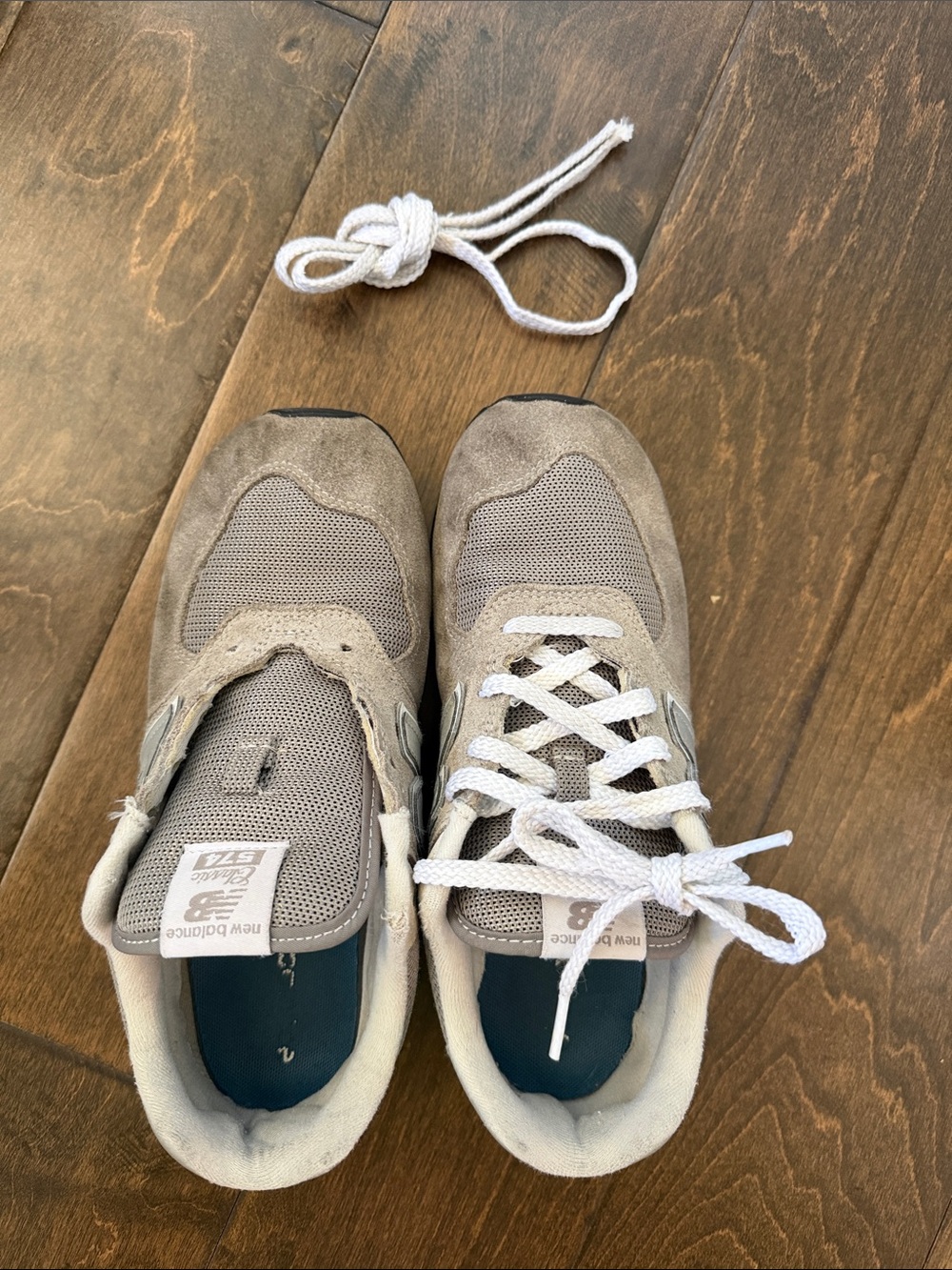 Classic Youth New Balance 574 - Grey